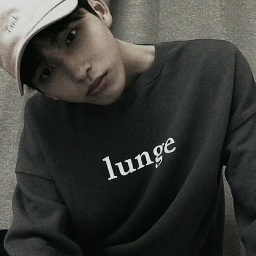 ulzzang boys icons •like or reblog if you save• all credit to owners ♡