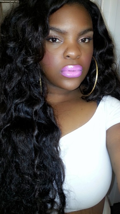 Just cause #prettygirls #africangirls #nigeriangirls #darkgirls #plussize #lipstick #makeup #MACcosm