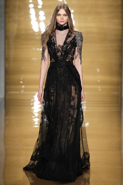 everythingasoiaf: Gown for Daena Targaryen, who always wore black in emulation of her father Aegon t