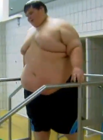 obesepandaboy:  As I always say… some ppl is too  lucky. Wished I was that fat