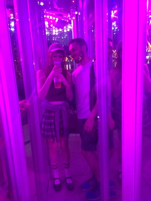 me n griff face the mirror maze