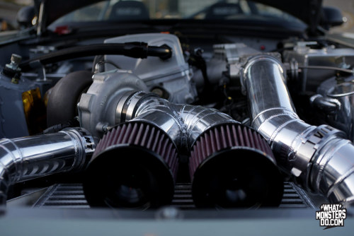  Chris Jeanneret’s 1000 Horse Power Formula Drift Honda S2000! More photos and specs. 