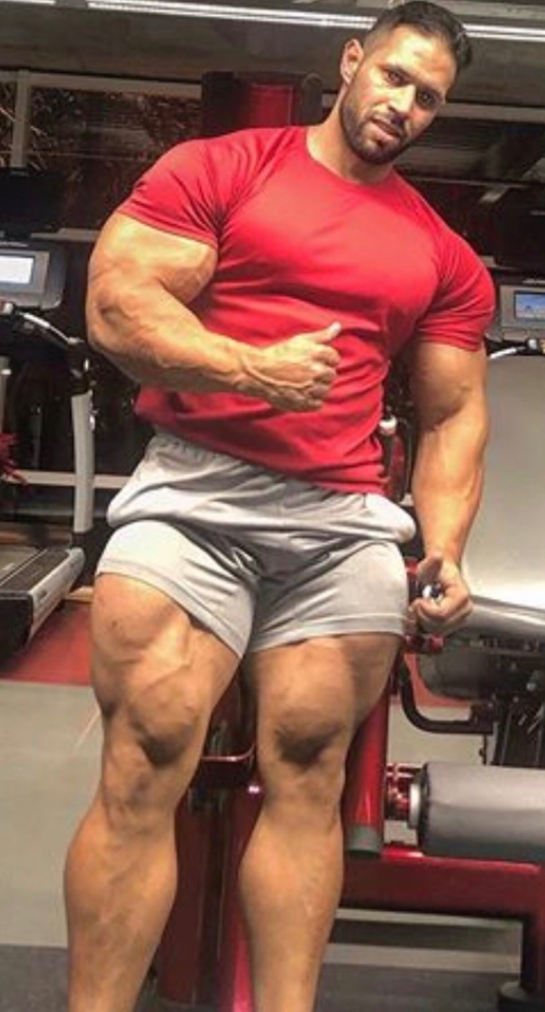 planet-muscle: Ricardo Segovia Castillo