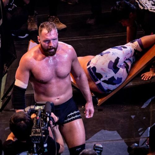 2019.08.12日本武道館 #njpw #g129 #g1climax #mox #johnmoxly #新日本プロレス #海野翔太 #deanambrose https://www.instag