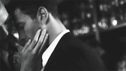 scorpio-with-all-my-soul:  gentlemanuniverse:  Classy love  …