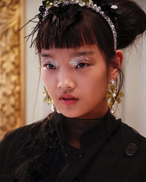 YOUN BOMI at SIMONE ROCHA SPRING 2019 READY-TO-WEAR