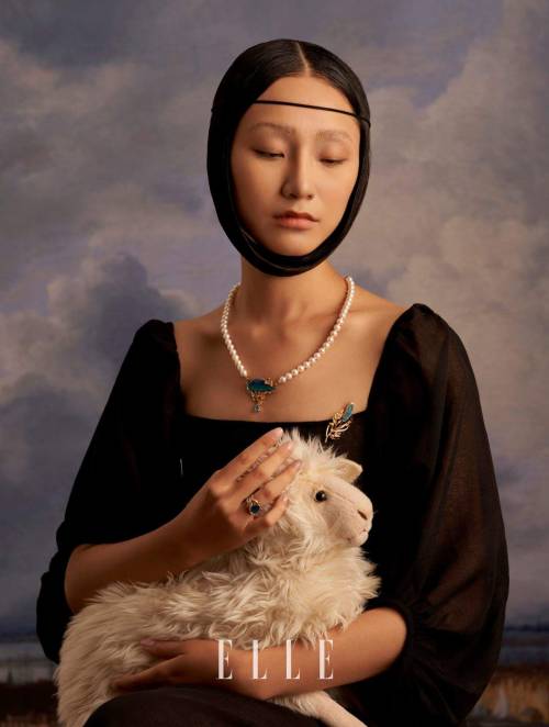 divinebeauties: Trà My as Johannes Vermeer’s The Girl with a Pearl Earring reimagined by Dzũng Yoko 