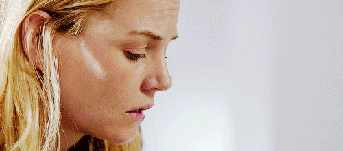 onceuponadaily:Emma made a wish not to be alone any longer…Emma defeated the dragon with a perfect b