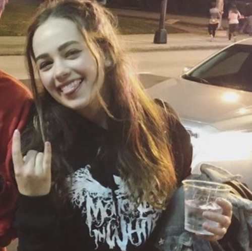 Icons Mary Mouser