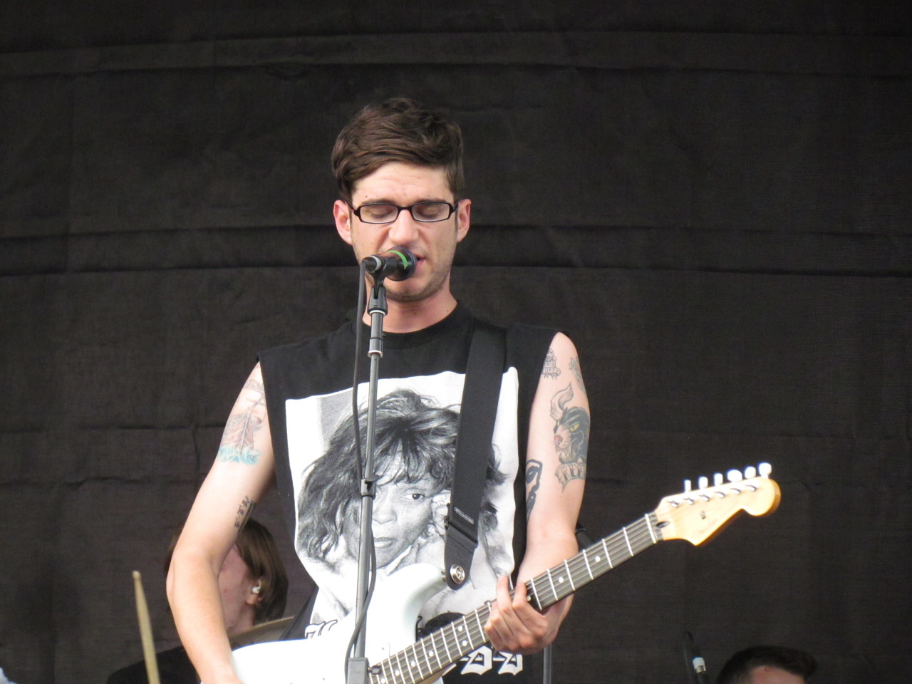 500daysofdrummers:  Zac Eisenstein of Man Overboard Warped Tour 6/16/13 