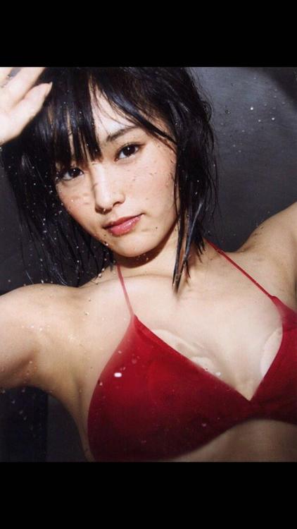 akibeya:  &ldquo;今朝、情報解禁されましたが 2/10に山本彩 2nd写真集「SY」が 発売される事になりました！ レスリー・キーさんに撮って頂き クールビューティーに ちょっ