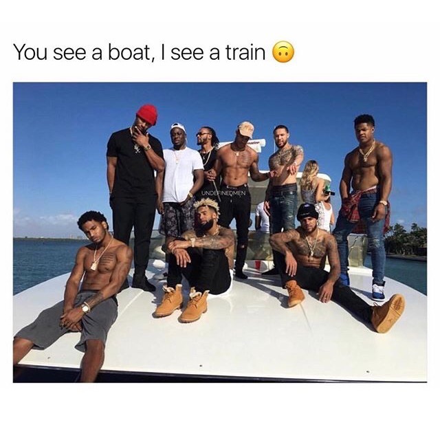 leplastiquedick:  mae-the-chubbi-kitti:  bunnyewest:   brattynympho:  🚂🚂🚂