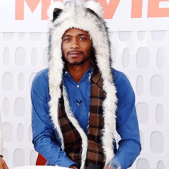 pumpkinmcqueen:  gael-garcia:  😙  So cute