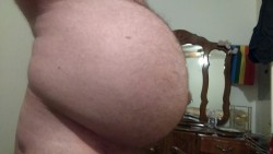 ballbelly:  After @ 52 ¾" 262. WOOF!