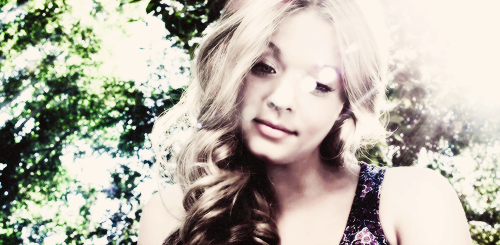|eyes full of stars|