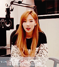 taengs: Taeyeon x straight hair requested by @pastelrosesone