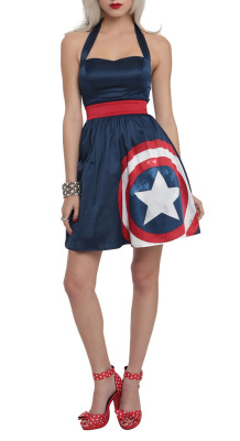 spiderfong:  sarriane:  doomstarrequiem:  fuckyeahmarvelstuff:  Marvel By Her Universe Collection from Hot Topic    ๑ for the black widow jacketholy shit tho i need that  The black widow dress is so sexy tho