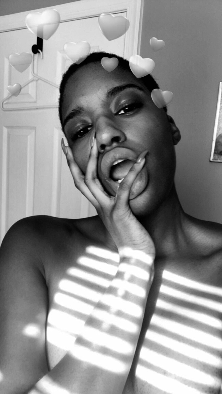 briaarirose:  I don’t know which one I like more..