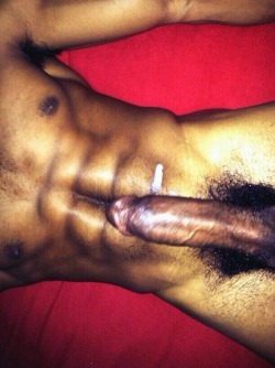 gimmethatdicknow:  THIS BLACK DICK N THAT NUTT NEED TO B INSIDE MY HOLE
