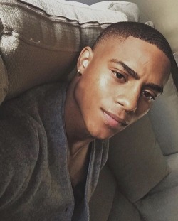 sydneyarlana:Keith Powers Appreciation Post 