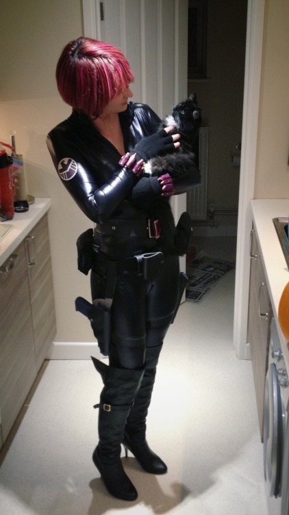 lost-lil-kitty:  Willow interrupted my halloween dress rehearsal. Do you think Natasha is a cat person? 