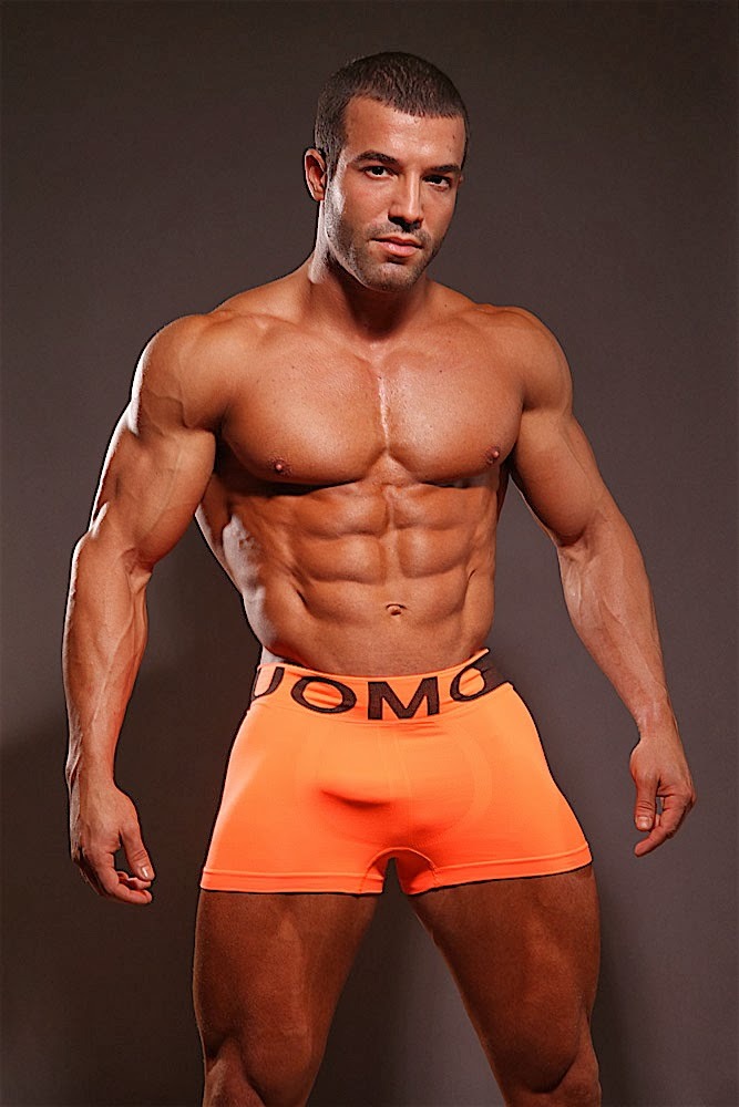 cdnlifter27:  The incredible Nelson Argentino