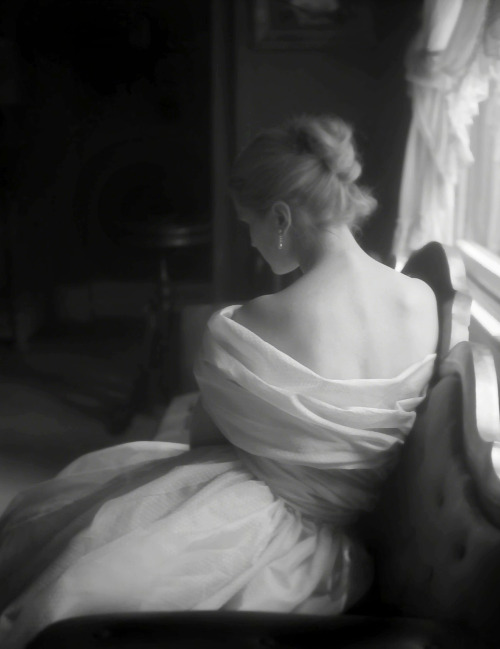 wehadfacesthen:Margy Cato, 1950, test shot by Lillian Bassman for fashion shoot