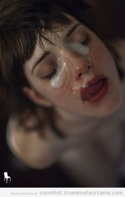 ilove-cumshot:  Watch http://bit.ly/1LyCMZy  Cum sucking sluts loves loads of cum