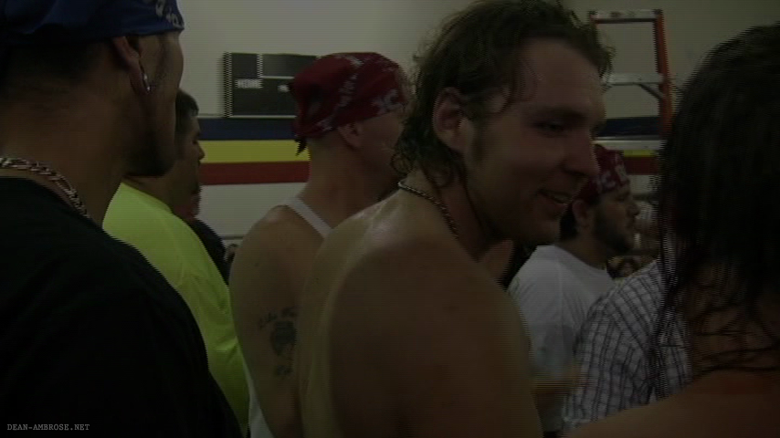 thefreakymunson:  Definition of ‘beautiful man’.     