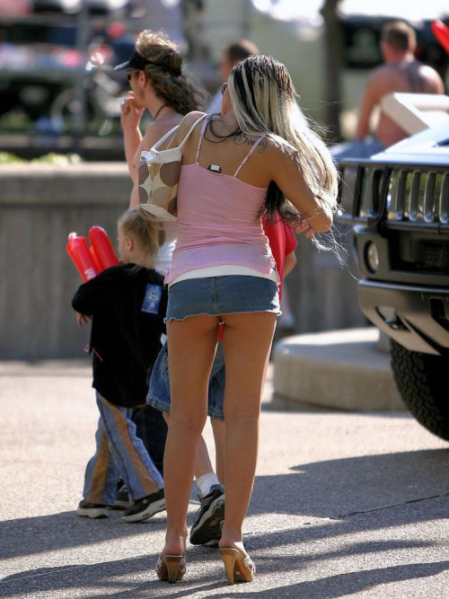 carelessnaked: Real voyeur public upskirt babe in miniskirt