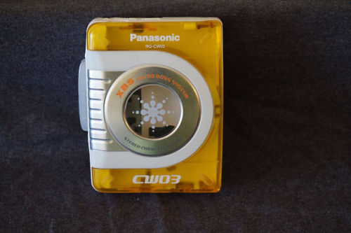 chotwave:chotwave:The many translucent colors of the Panasonic Chotwave (models RQ-CW01 to RQ-CW03)F