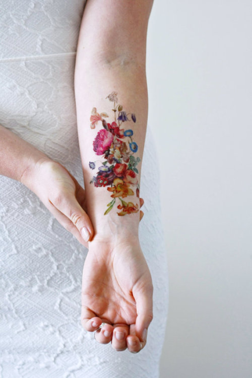 cute-thangsss - Vinetage floral temporary tattoos. 