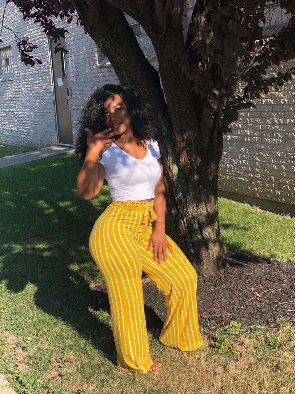mabinatittyyy: I like them Georgia peaches but you look more like a 🍋 