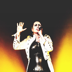 dieealive:  Sharon den Adel in Birmingham, United Kingdom. 16/04/14 