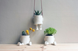 staceythinx:  These planters by Wacamole Ceramic are beyond adorable