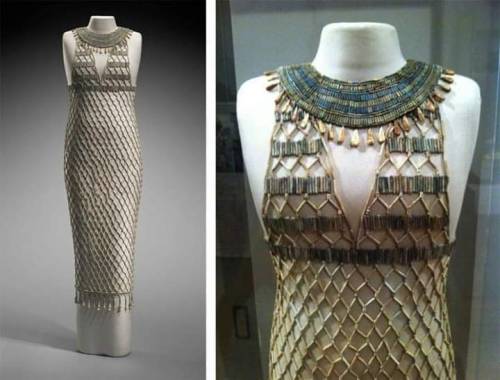 historical-nonfiction:Beadnet dress from Egypt’s 4th Dynasty, during the reign of Pharaoh Khufu2551–