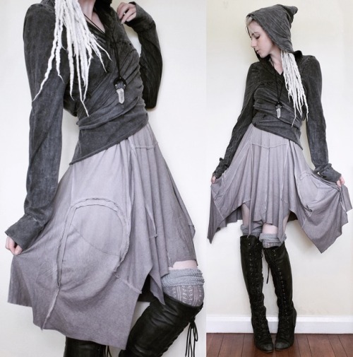 crowrunner:  Sindar Spellweaver Check out my gorgeous new dreads from @morrockmoon they’re soo
