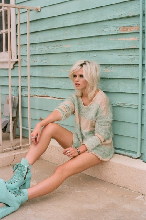 porcelaineskulls:  ♡ MODELS/SOFT GRUNGE ♡