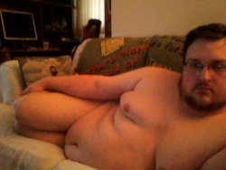 tinydickfatty:  anybody out there know who I am? lol  if you do, go ahead and tell me!  I dare ya!