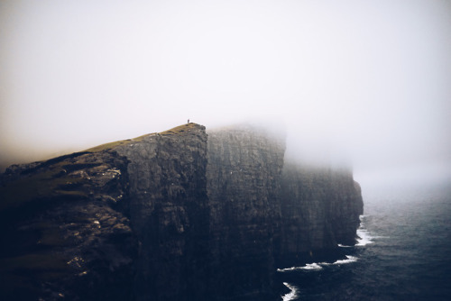 capturedphotos: Faroe Islands It wouldn’t be surprising if people aren’t familiar with this place as I most certainly wasn’t until I kept seeing photos of it pop up in photos and stories from landscape photographers. It’s a group of islands in