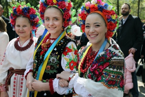 blueskygoldenground:Ukrainian Easter