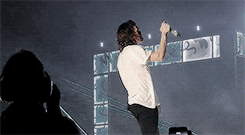 spidermanm: @Harry_Styles: “As far as I’m aware, the doors are open. And we’re