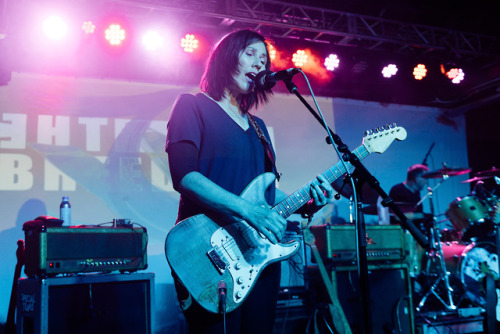 VANS HOUSE PARTIES | THE BREEDERS The Breeders made up of twin sisters Kim and Kelley Deal, Jos