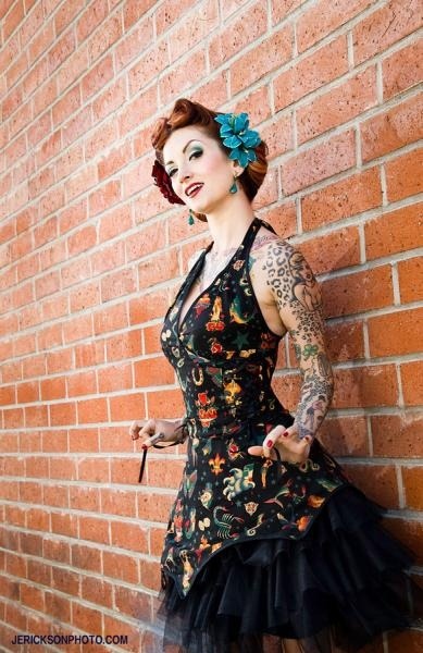 alternative-pinup:  Alternative Pinup Follow us at : http://alternative-pinup.tumblr.com/