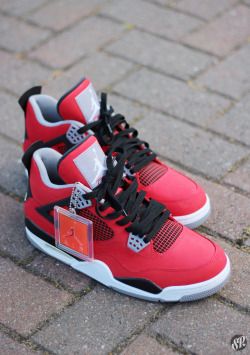 shoe-pornn:  Nike Air Jordan Retro 4-Toro-My