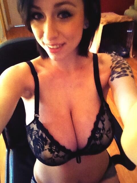 bratrap:  black lace