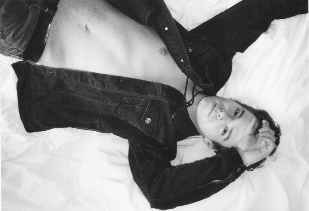 missjosephin:  Jerome in his bedroom (2)