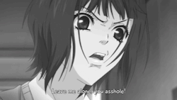マ