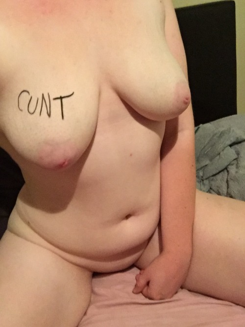 babydollcumslut: I found eyeliner
