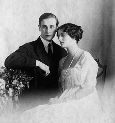 In his memoir Felix Yusupov wrote: “Once, riding a horse, I saw a lovely girl who accompanied a lady